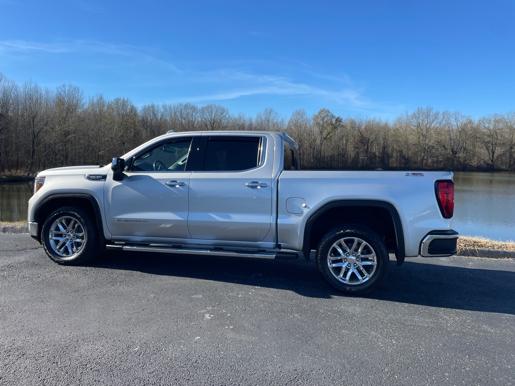 GMC Sierra 1500 4WD Crew Cab 147" SLT 2021