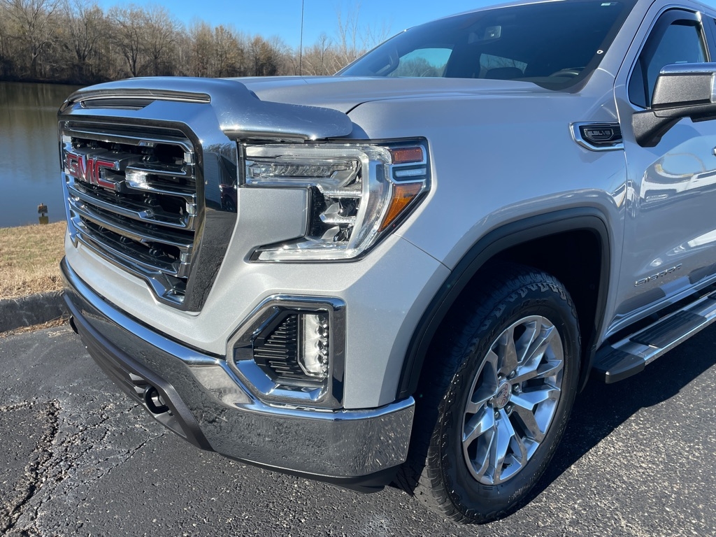 GMC Sierra 1500 4WD Crew Cab 147" SLT 2021