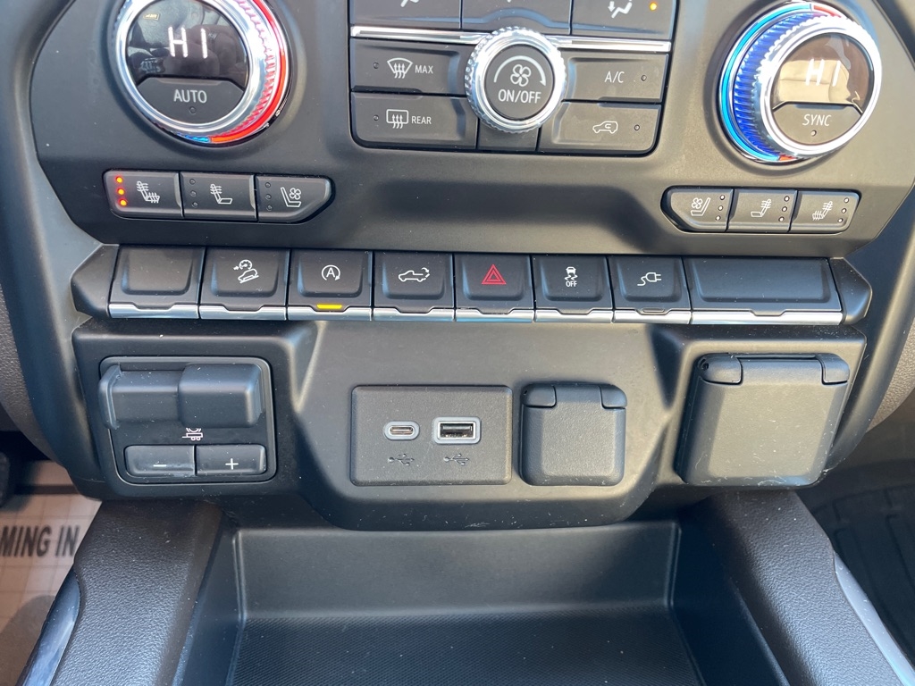 GMC Sierra 1500 4WD Crew Cab 147" SLT 2021