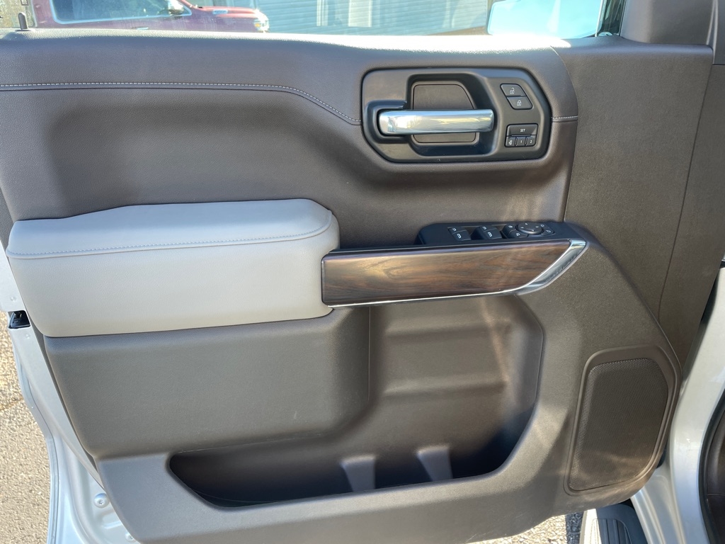 GMC Sierra 1500 4WD Crew Cab 147" SLT 2021