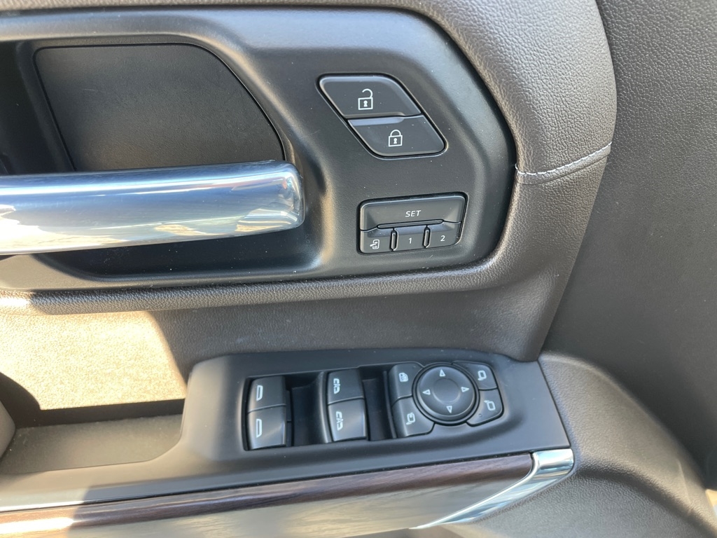 GMC Sierra 1500 4WD Crew Cab 147" SLT 2021