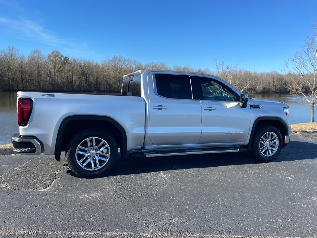 GMC Sierra 1500 4WD Crew Cab 147" SLT 2021