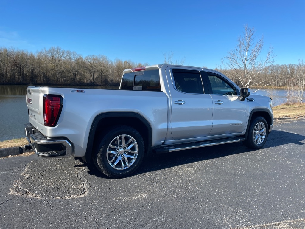 GMC Sierra 1500 4WD Crew Cab 147" SLT 2021
