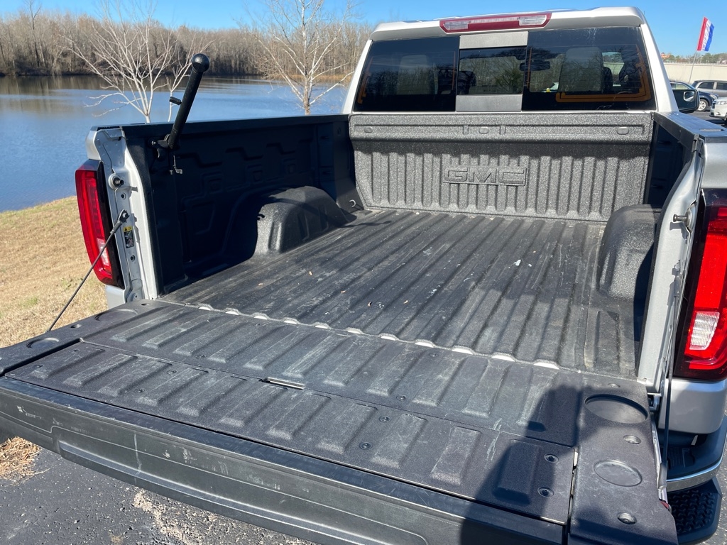 GMC Sierra 1500 4WD Crew Cab 147" SLT 2021