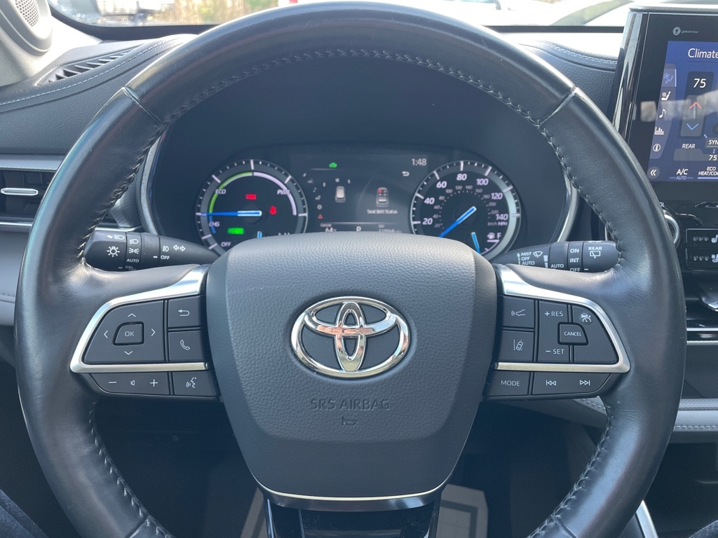 Toyota Highlander Hybrid Platinum FWD (Natl) 2021