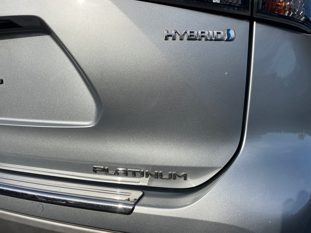 Toyota Highlander Hybrid Platinum FWD (Natl) 2021