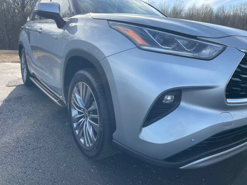 Toyota Highlander Hybrid Platinum FWD (Natl) 2021