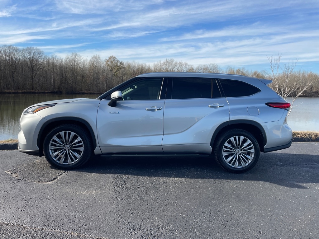 Toyota Highlander Hybrid Platinum FWD (Natl) 2021