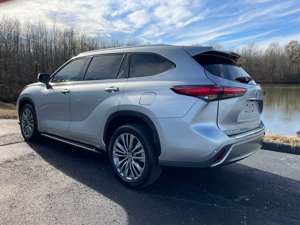 Toyota Highlander Hybrid Platinum FWD (Natl) 2021