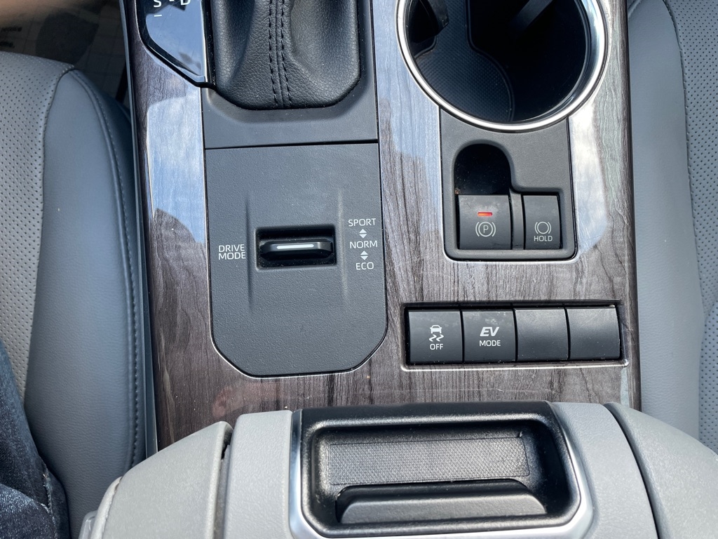 Toyota Highlander Hybrid Platinum FWD (Natl) 2021