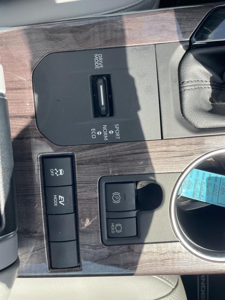 Toyota Highlander Hybrid Platinum FWD (Natl) 2021