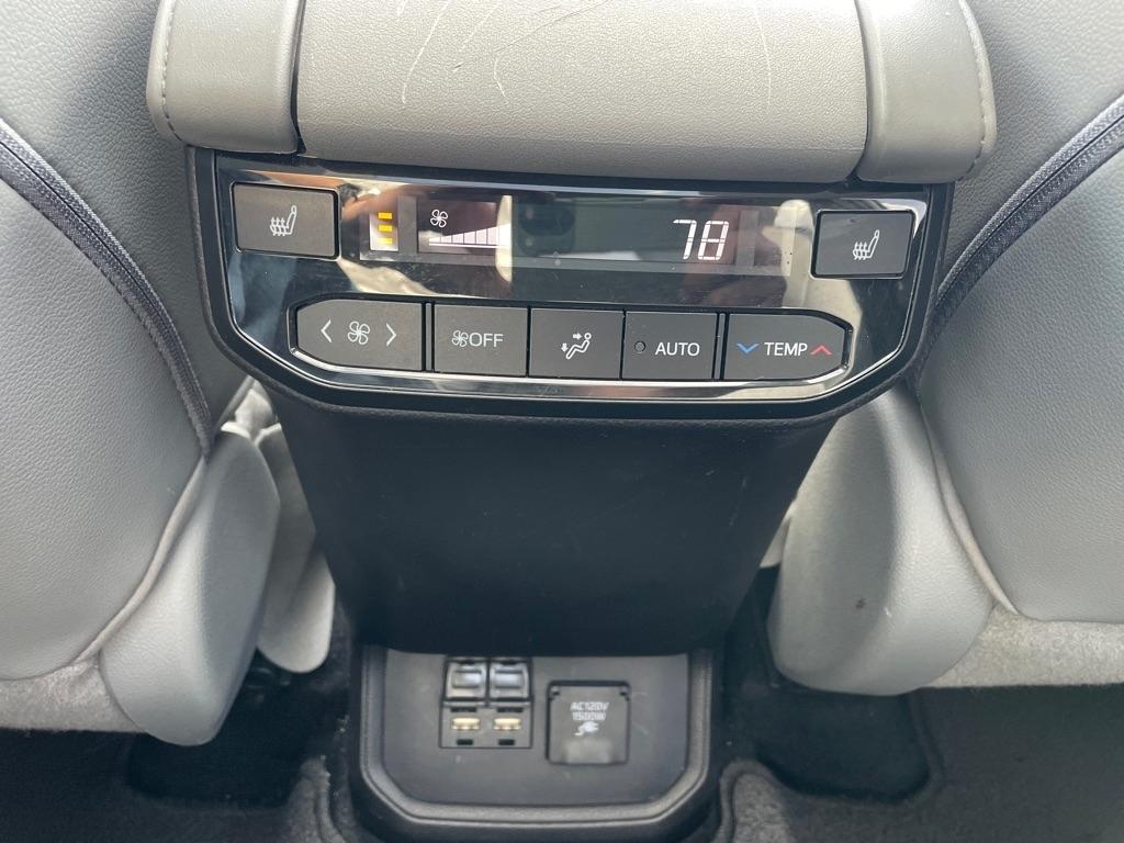 Toyota Highlander Hybrid Platinum FWD (Natl) 2021