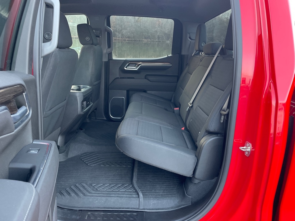 Chevrolet Silverado 1500 4WD Crew Cab 147" LT Trail Boss 2023