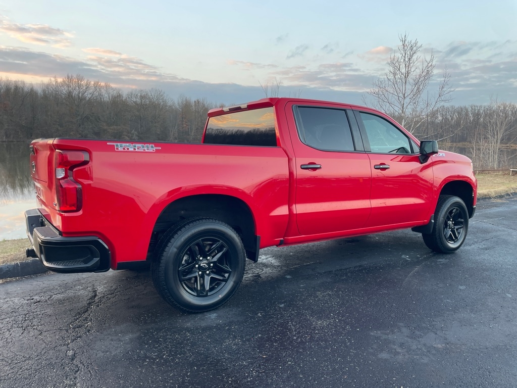 Chevrolet Silverado 1500 4WD Crew Cab 147" LT Trail Boss 2023