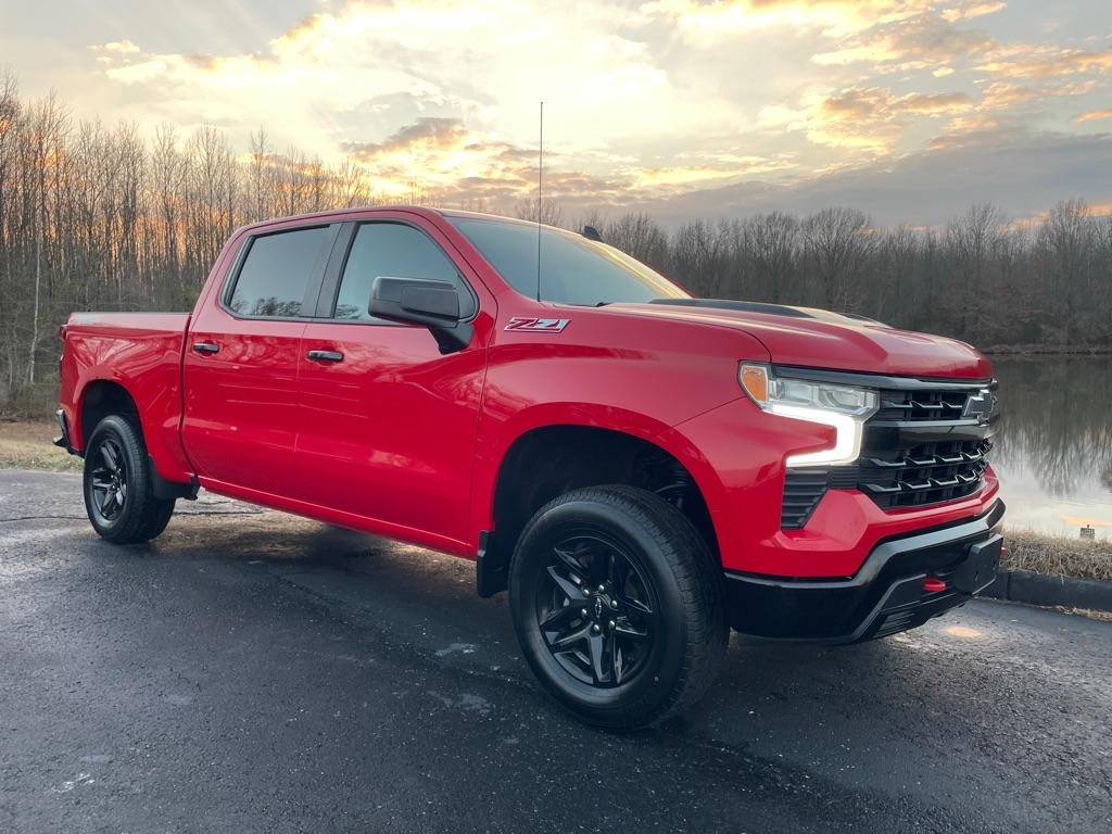 Chevrolet Silverado 1500 4WD Crew Cab 147" LT Trail Boss 2023