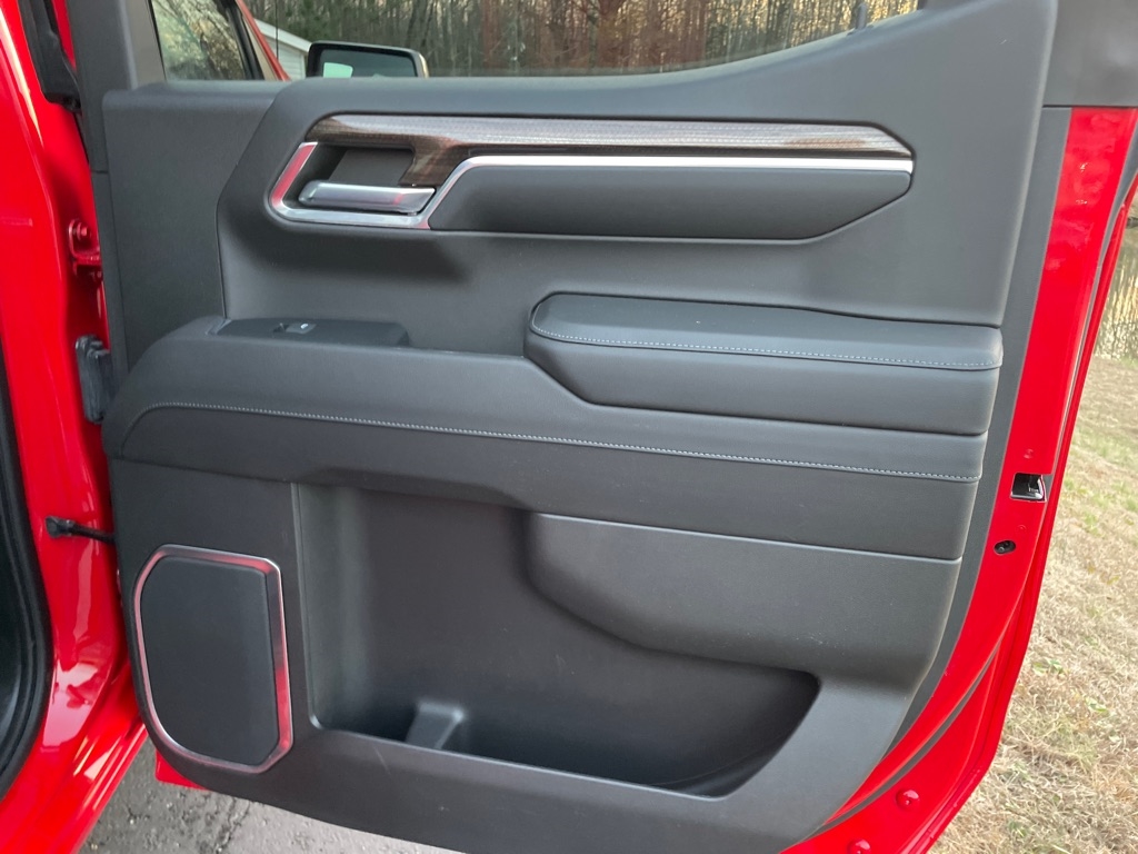 Chevrolet Silverado 1500 4WD Crew Cab 147" LT Trail Boss 2023