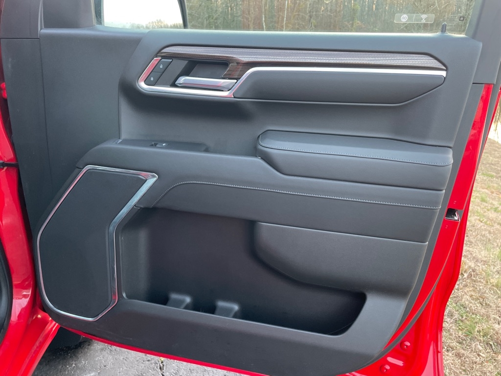 Chevrolet Silverado 1500 4WD Crew Cab 147" LT Trail Boss 2023