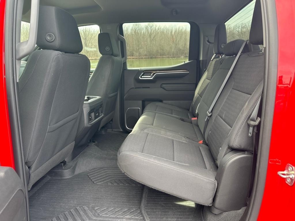 Chevrolet Silverado 1500 4WD Crew Cab 147" LT Trail Boss 2023