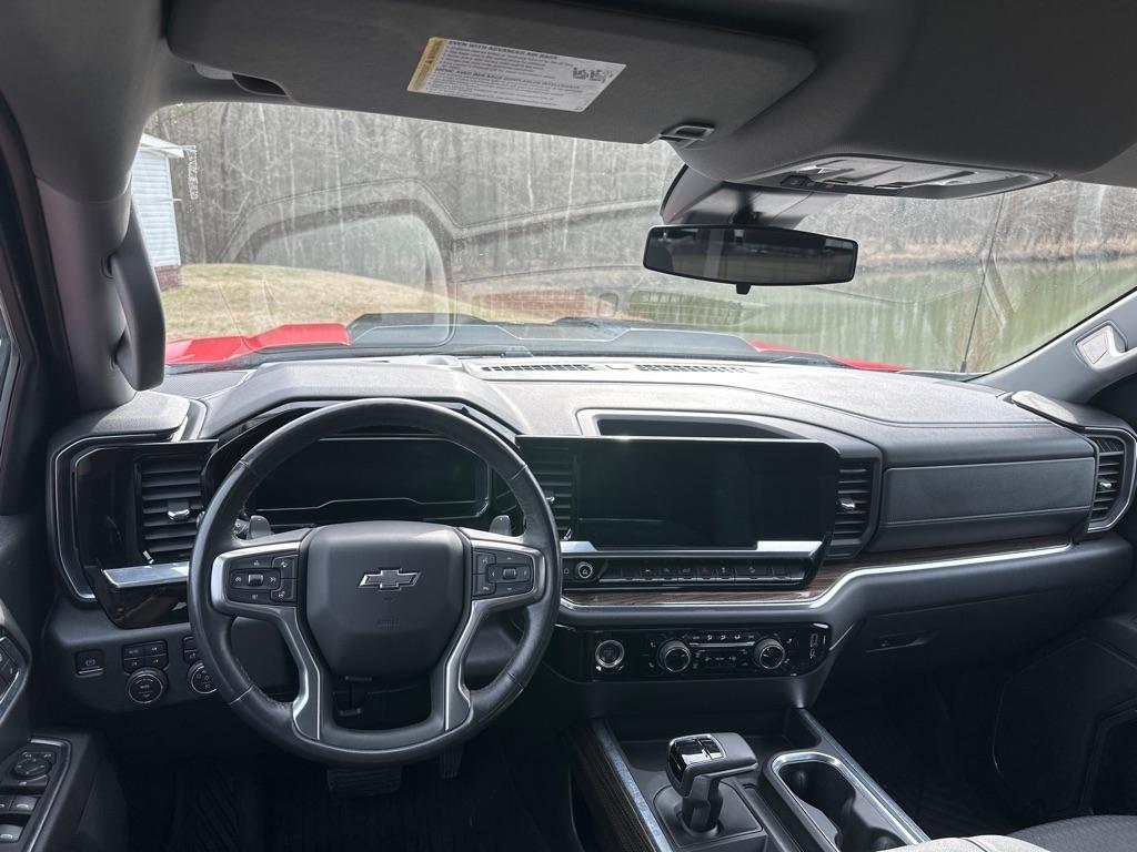 Chevrolet Silverado 1500 4WD Crew Cab 147" LT Trail Boss 2023