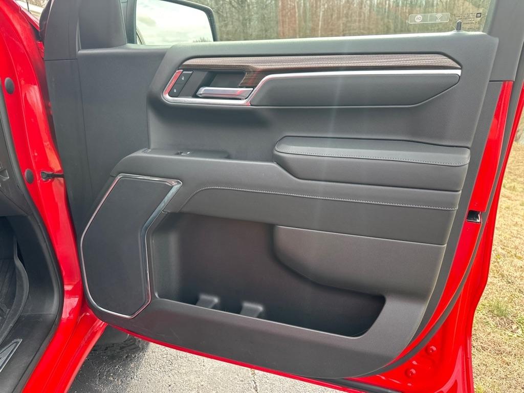 Chevrolet Silverado 1500 4WD Crew Cab 147" LT Trail Boss 2023