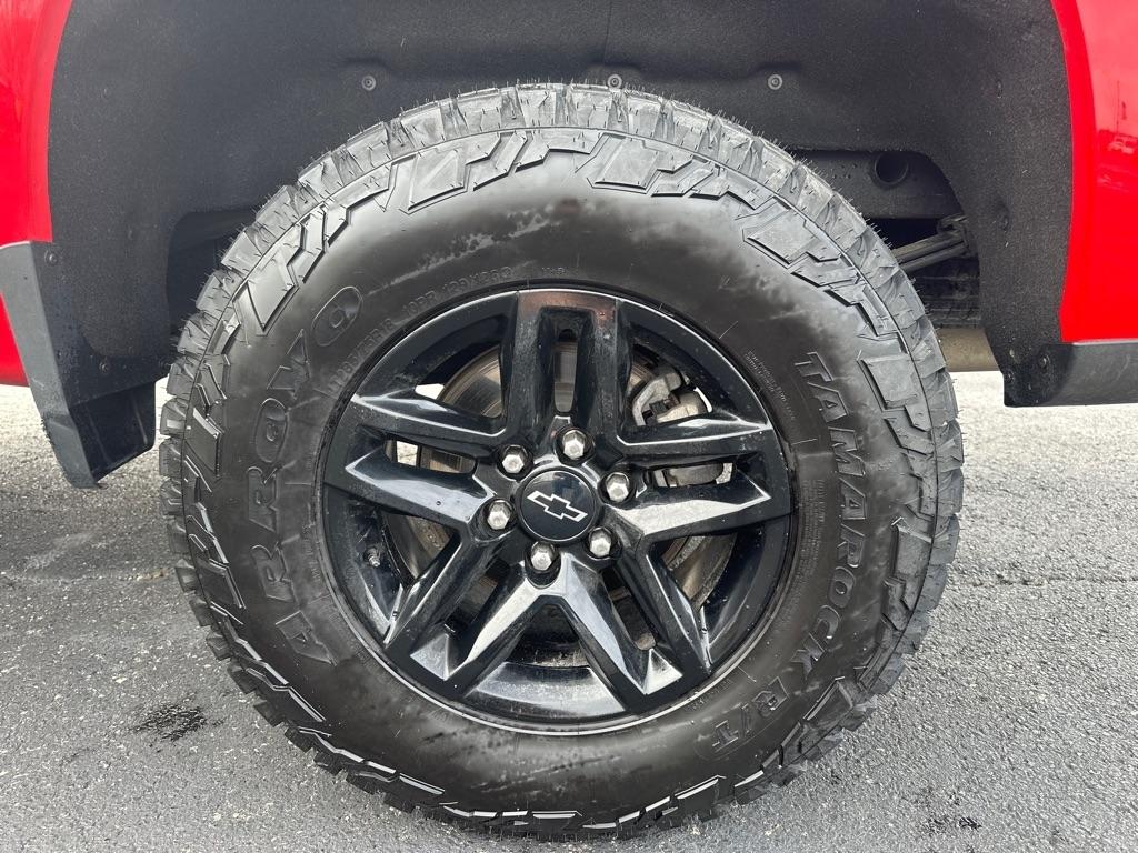 Chevrolet Silverado 1500 4WD Crew Cab 147" LT Trail Boss 2023