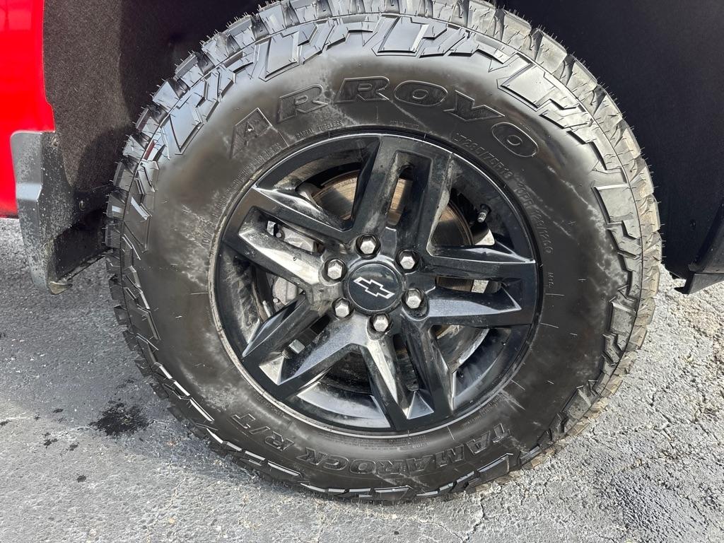 Chevrolet Silverado 1500 4WD Crew Cab 147" LT Trail Boss 2023