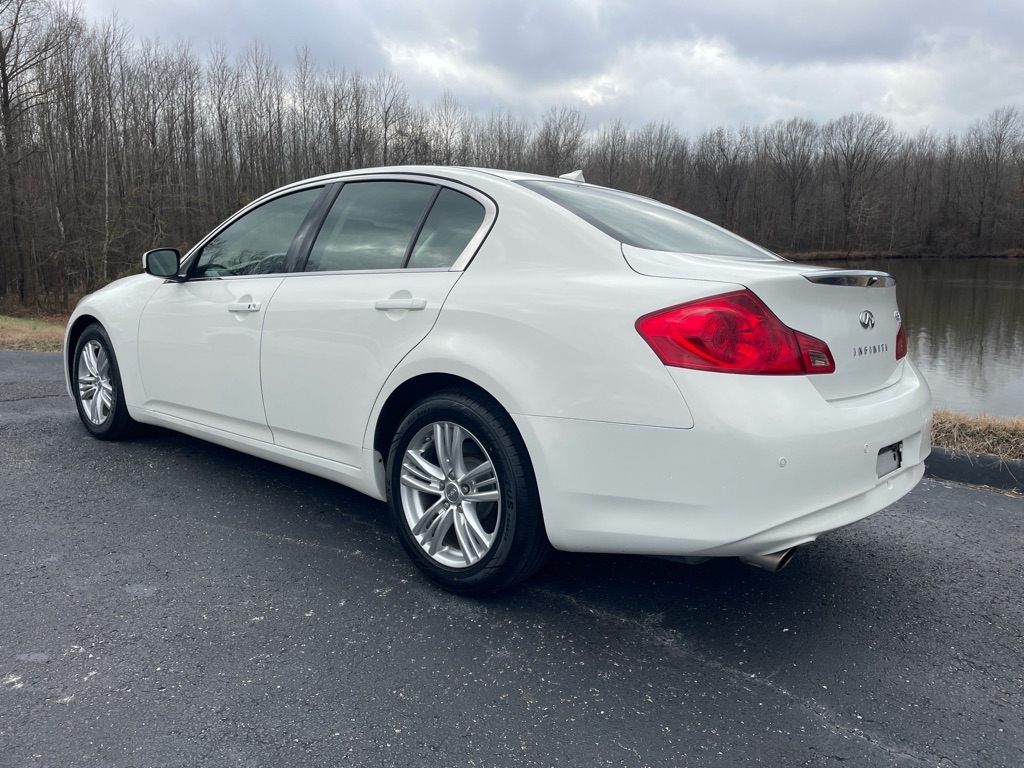 Infiniti G37 Sedan 4dr Journey RWD 2013