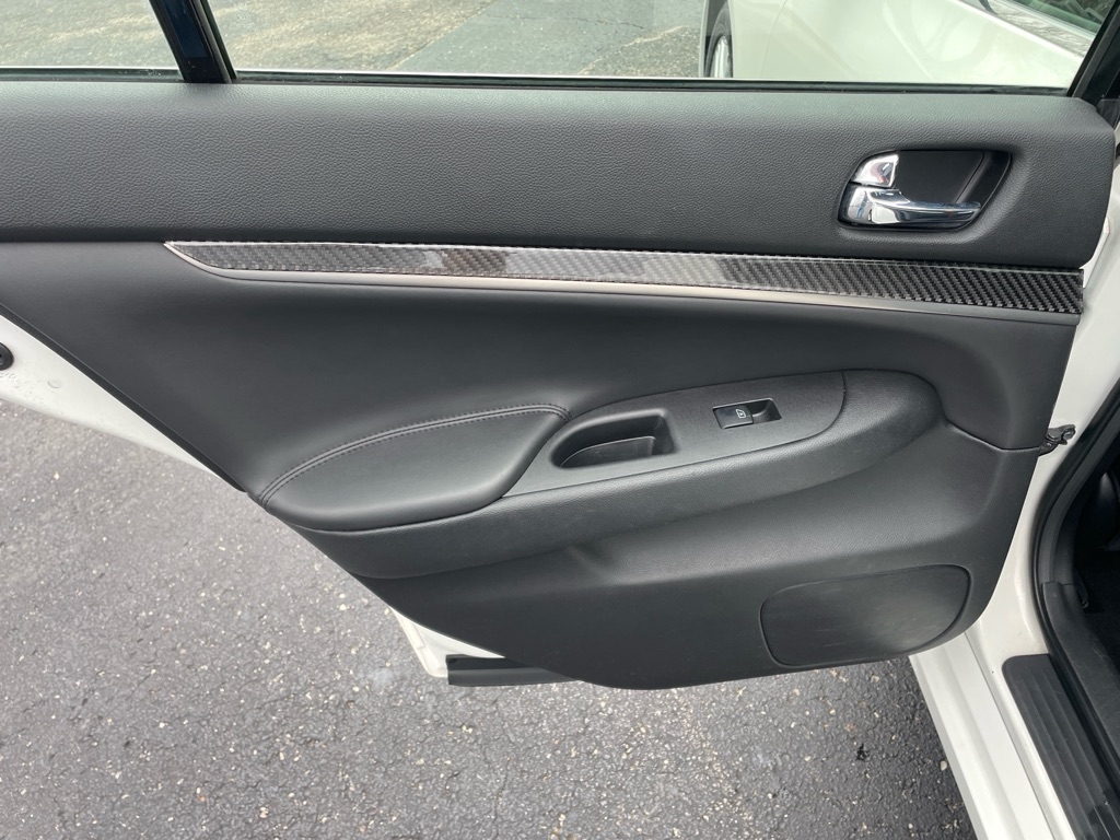 Infiniti G37 Sedan 4dr Journey RWD 2013