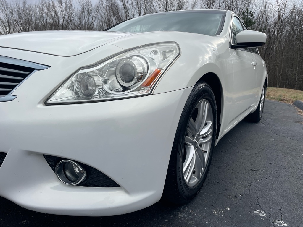 Infiniti G37 Sedan 4dr Journey RWD 2013