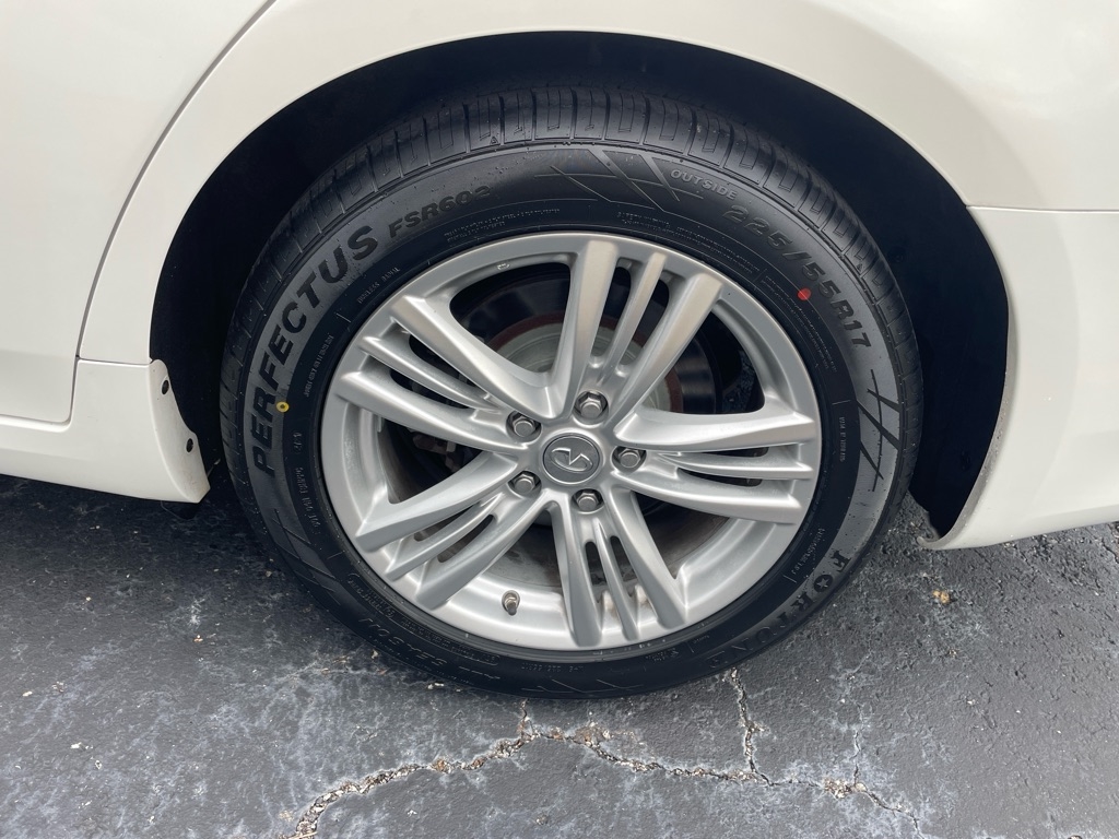 Infiniti G37 Sedan 4dr Journey RWD 2013