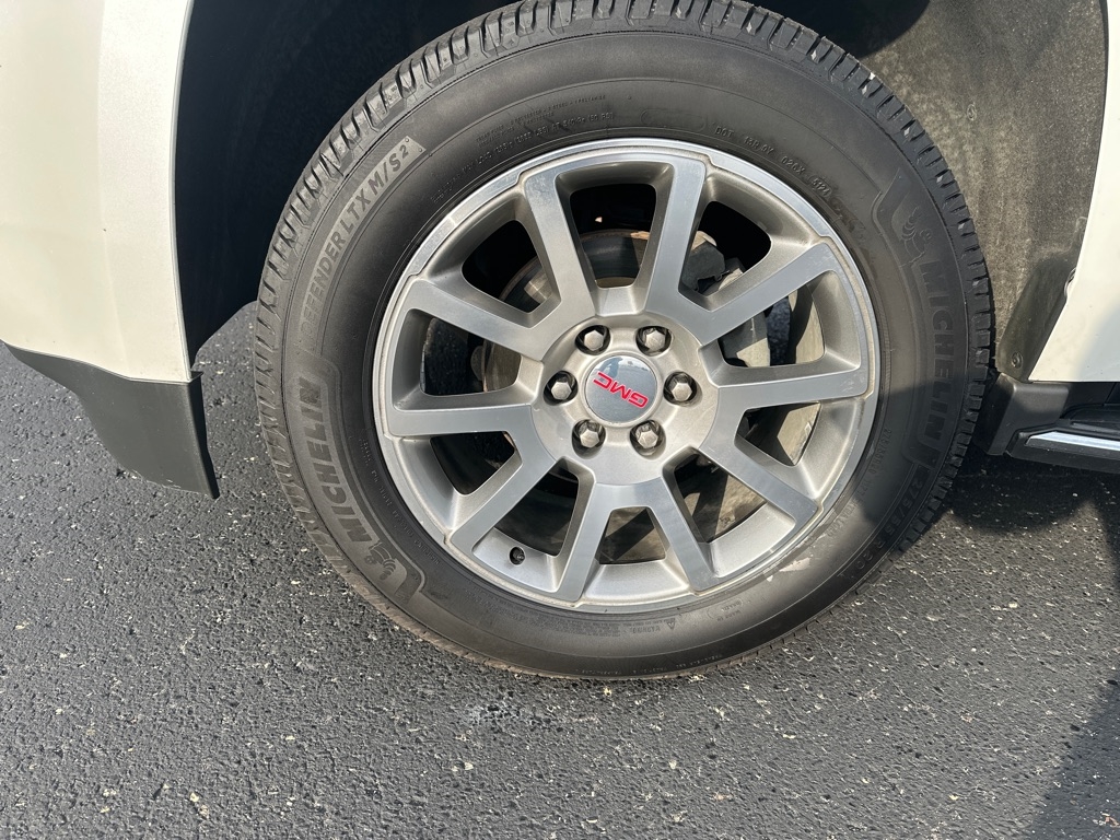 GMC Yukon 2WD 4dr Denali 2018