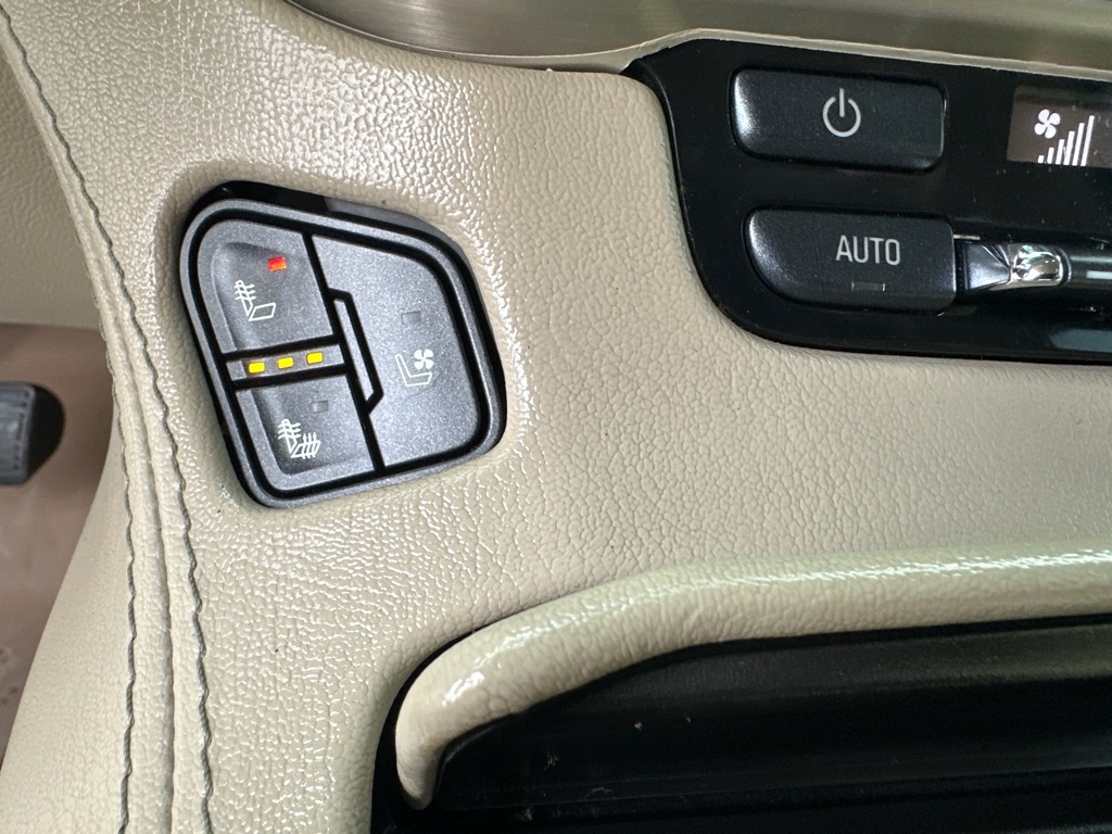 GMC Yukon 2WD 4dr Denali 2018