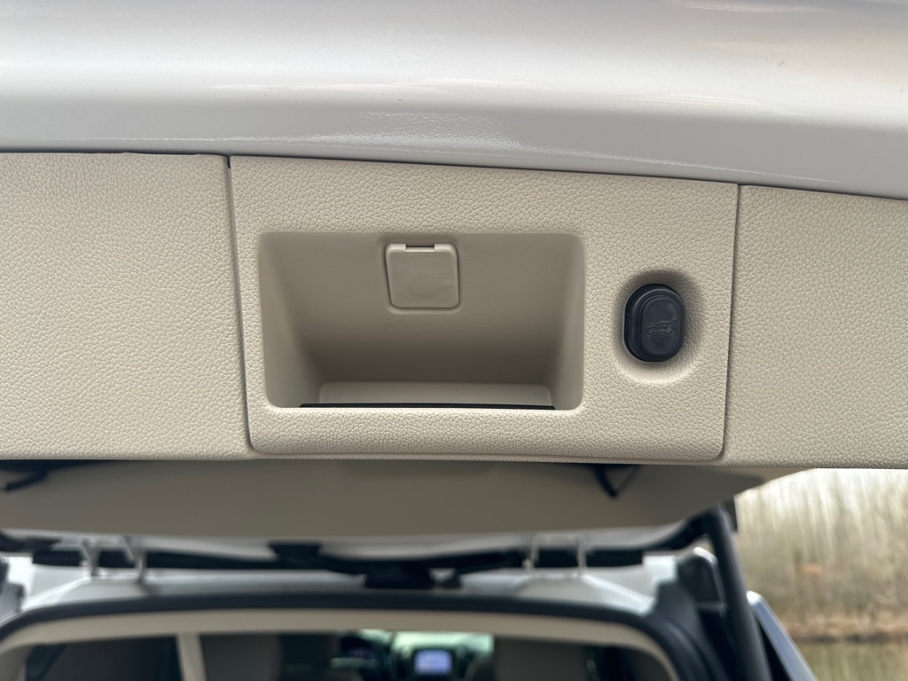 GMC Yukon 2WD 4dr Denali 2018