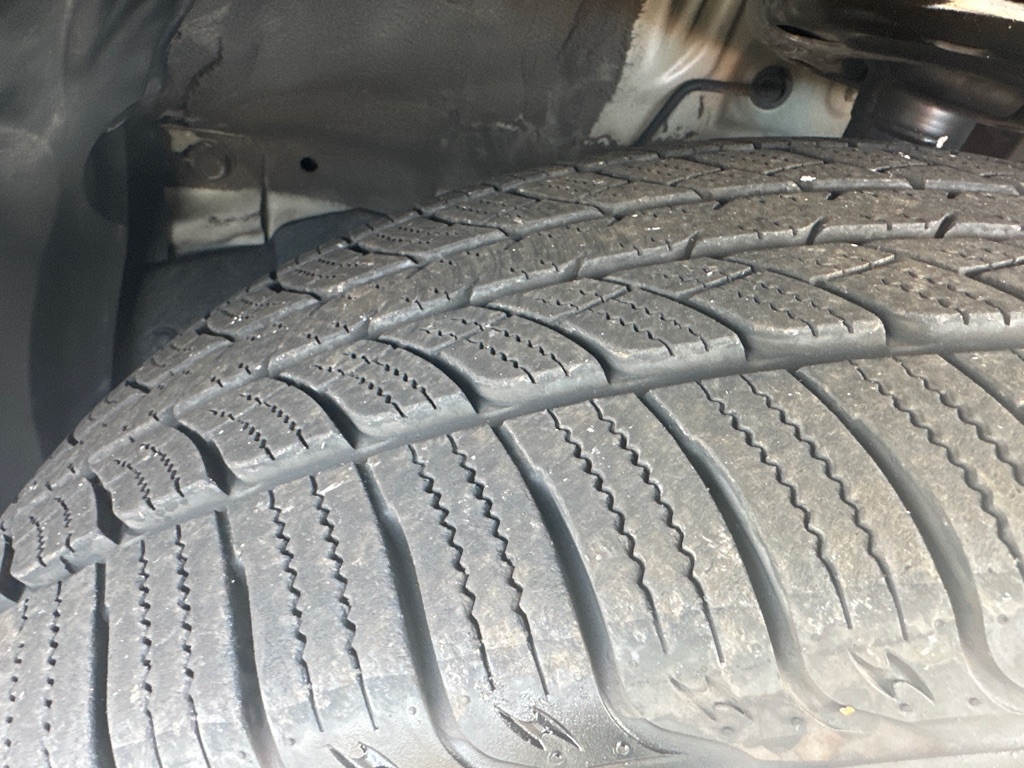 Nissan Pathfinder Platinum 2WD 2023