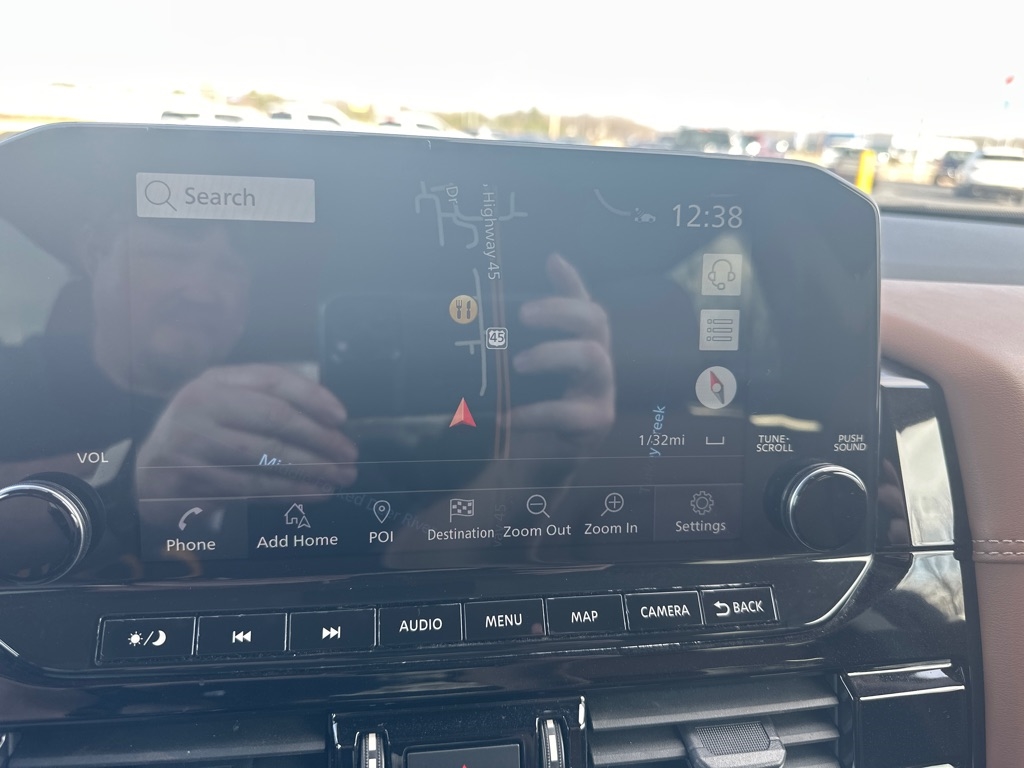 Nissan Pathfinder Platinum 2WD 2023