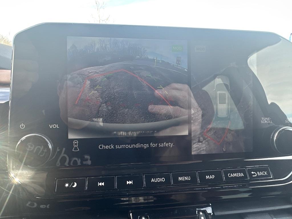 Nissan Pathfinder Platinum 4D SUV FWD 2023