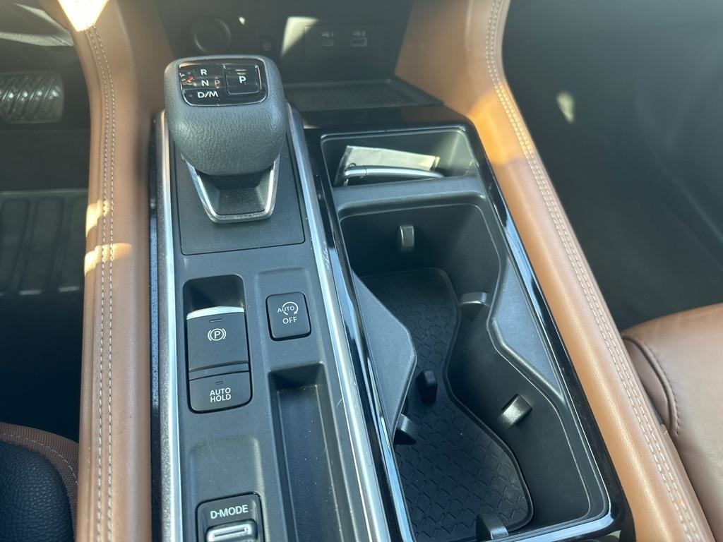 Nissan Pathfinder Platinum 4D SUV FWD 2023