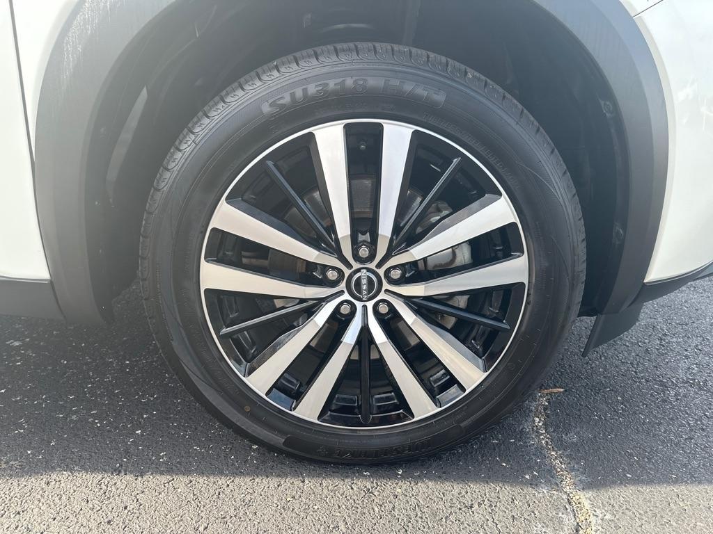 Nissan Pathfinder Platinum 4D SUV FWD 2023