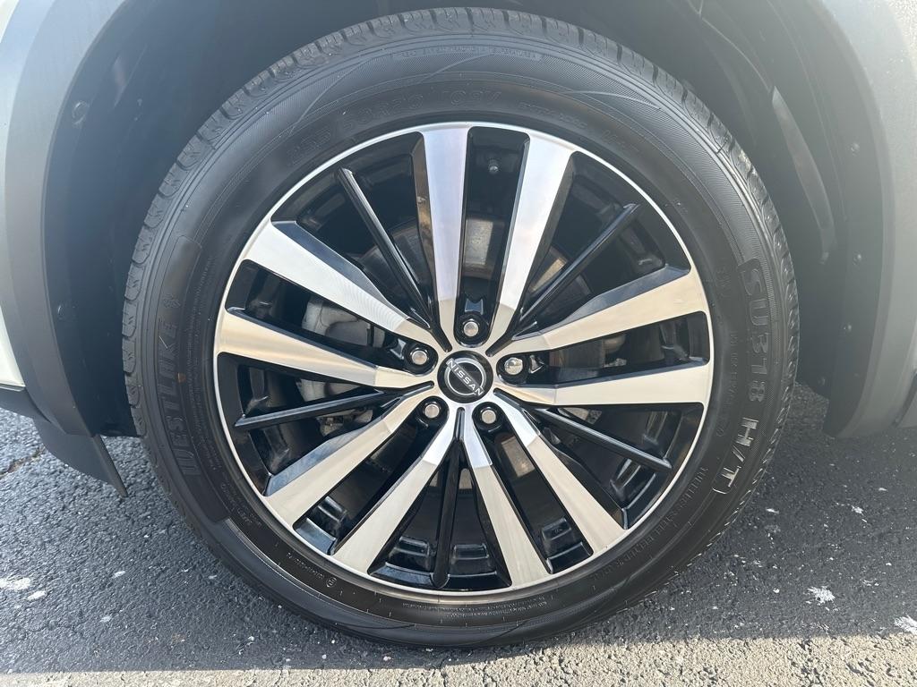 Nissan Pathfinder Platinum 4D SUV FWD 2023