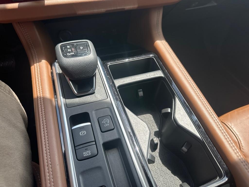 Nissan Pathfinder Platinum 4D SUV FWD 2023