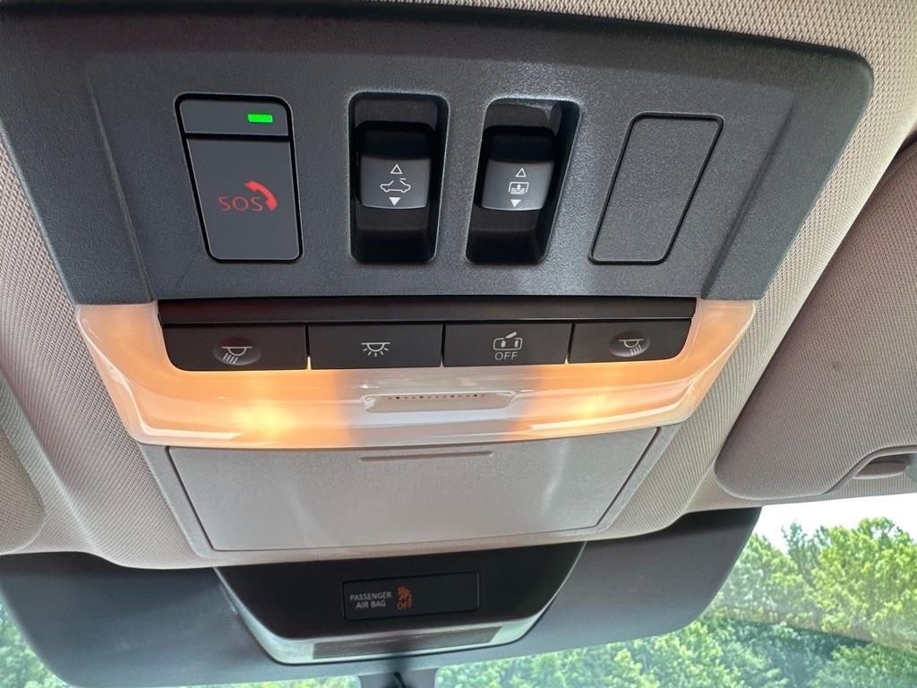 Nissan Pathfinder Platinum 4D SUV FWD 2023