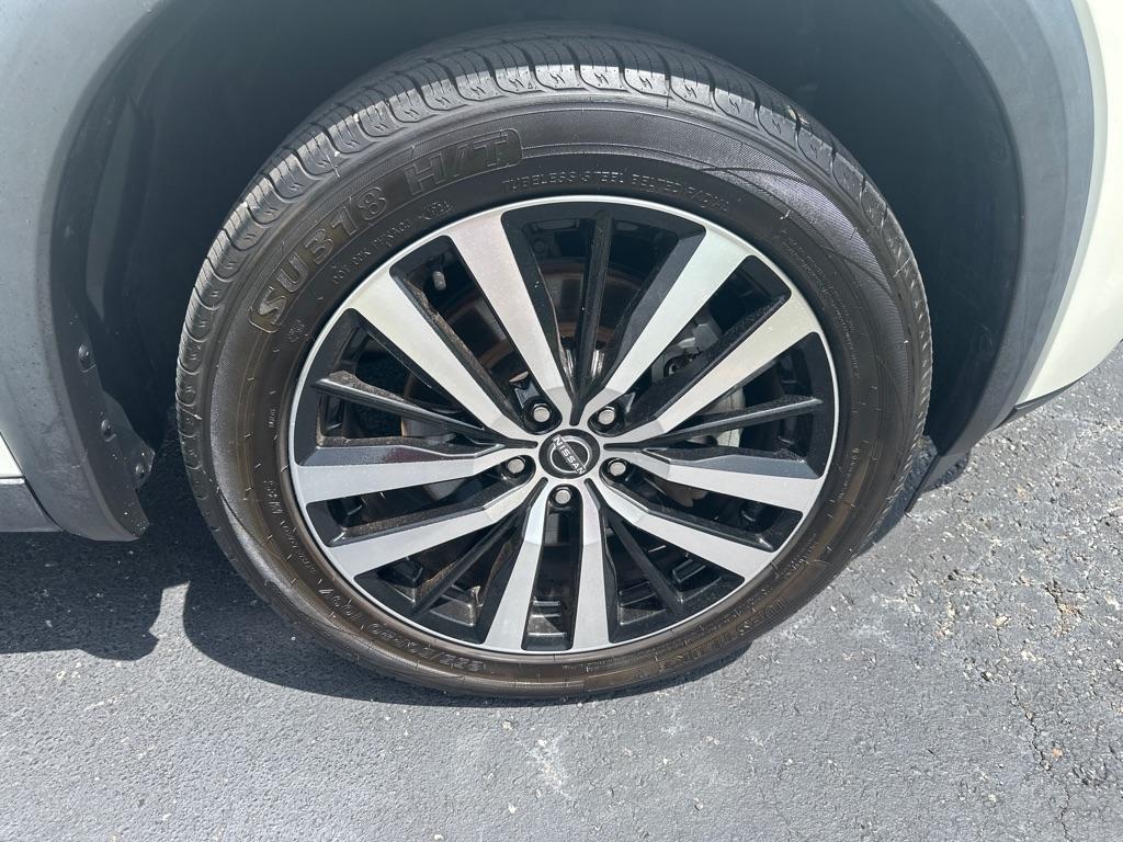 Nissan Pathfinder Platinum 4D SUV FWD 2023