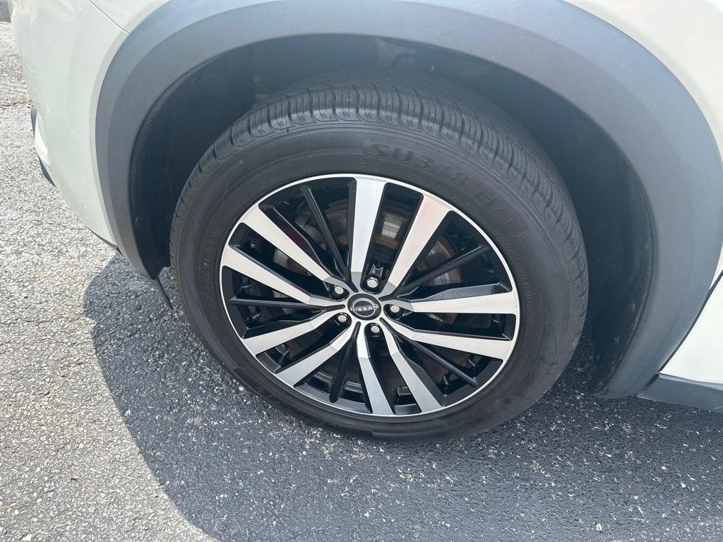 Nissan Pathfinder Platinum 4D SUV FWD 2023