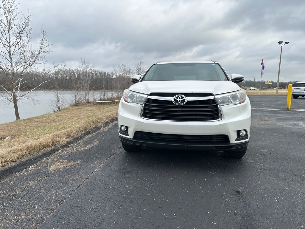 Toyota Highlander FWD 4dr V6 XLE (Natl) 2015