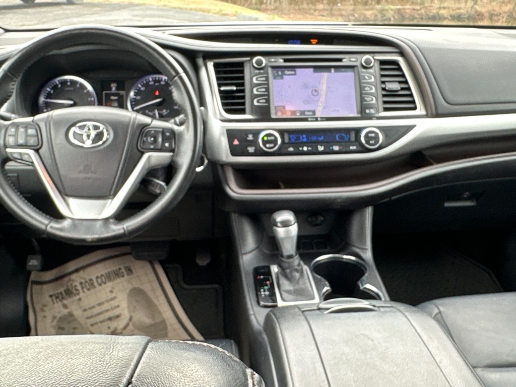 Toyota Highlander FWD 4dr V6 XLE (Natl) 2015