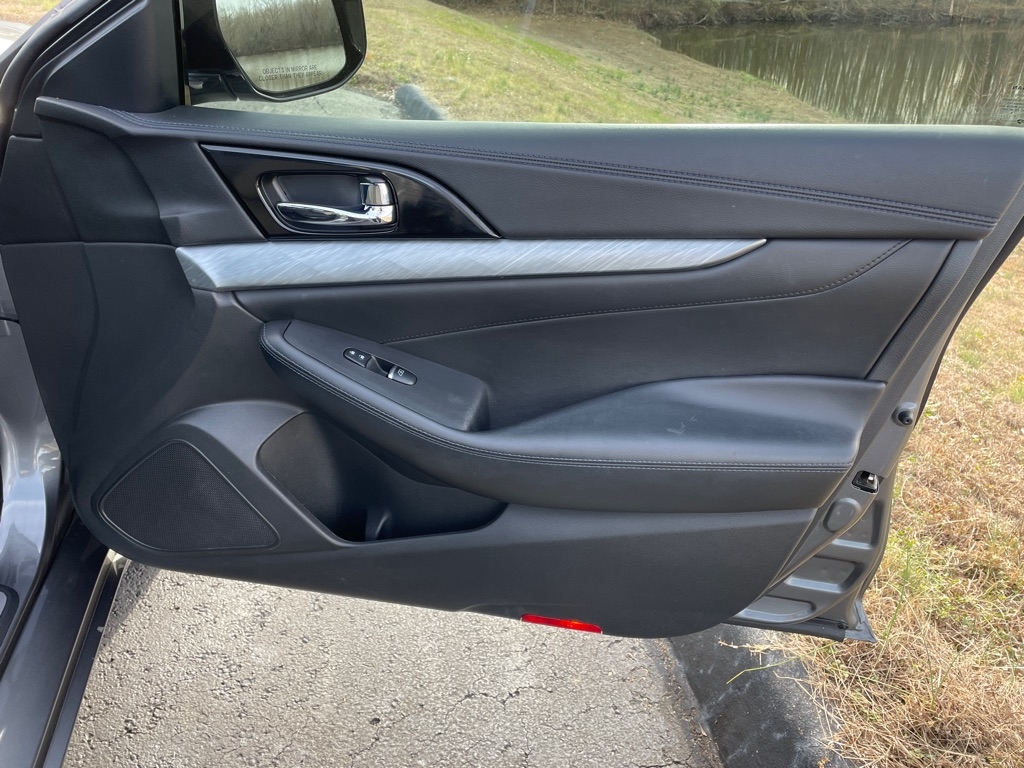 Nissan Maxima Platinum 3.5L 2017