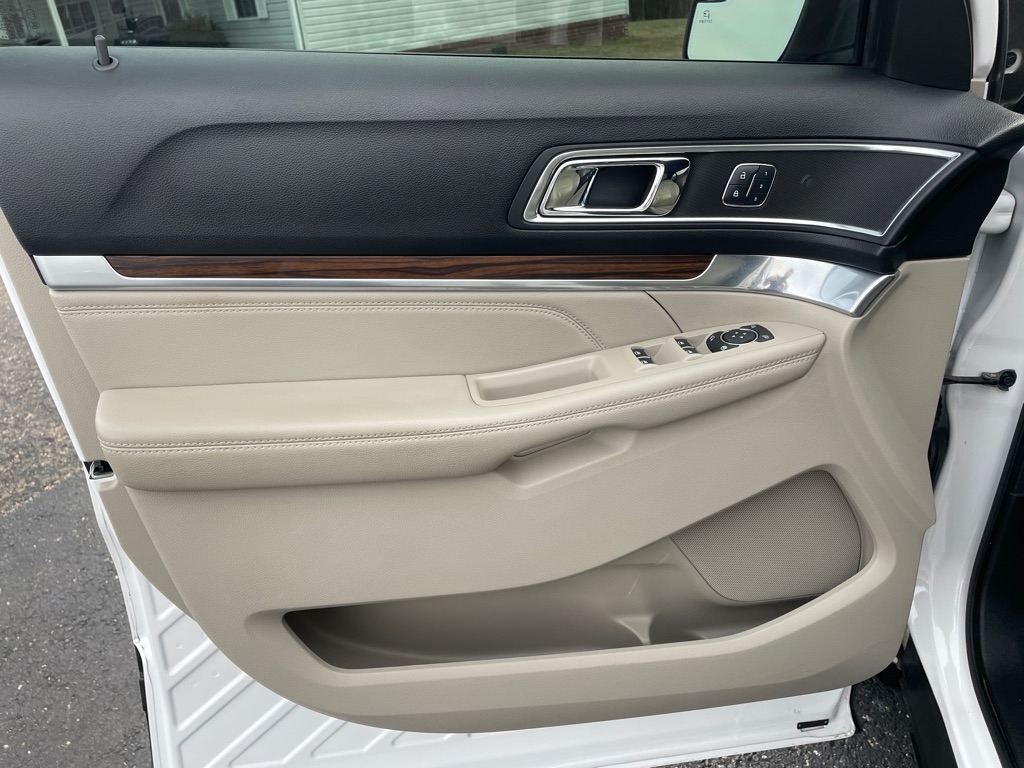 Ford Explorer Limited FWD 2018