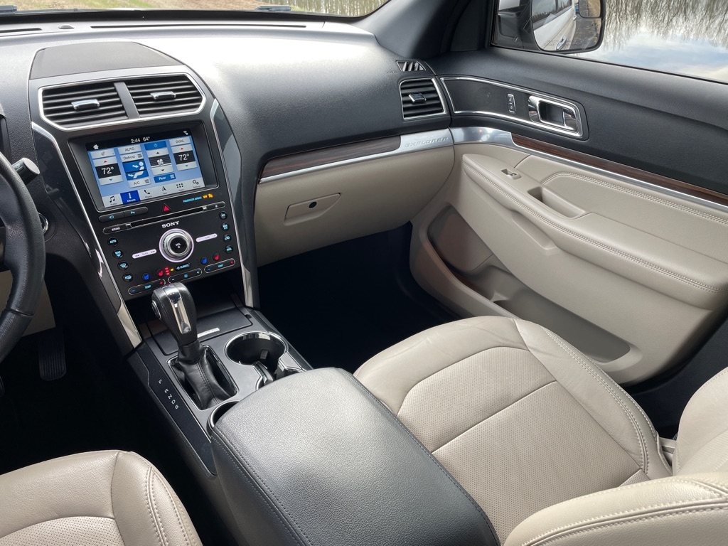 Ford Explorer Limited FWD 2018