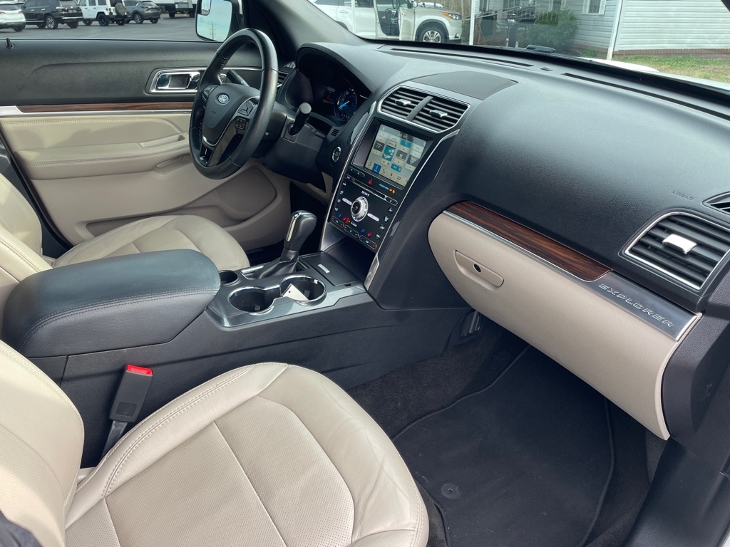 Ford Explorer Limited FWD 2018
