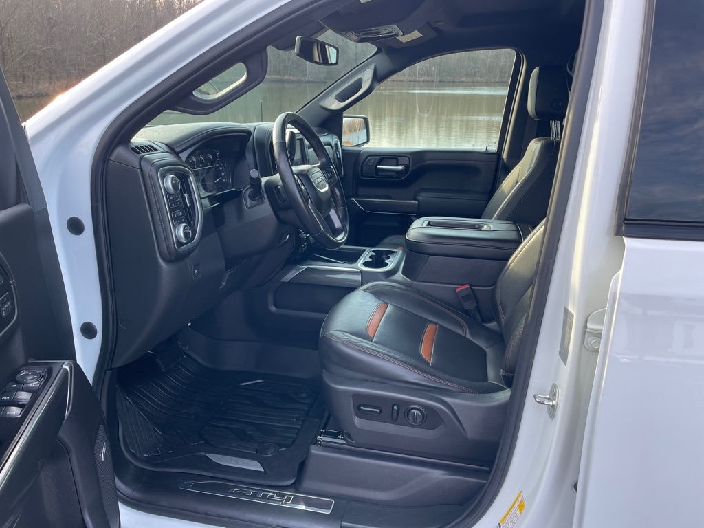 GMC Sierra 1500 4WD Crew Cab 147" AT4 2019